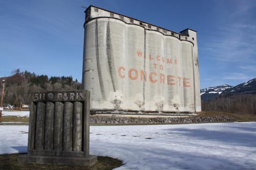 Conjoined monoliths, a row of massive cement silos greets visitors to Concrete. Remnants of Concrete’s cement-manufacturing past, the iconic silos made an appearance in the 1993 film “This Boy’s Life,” based on the memoirs of writer and literature professor Tobias Wolff.